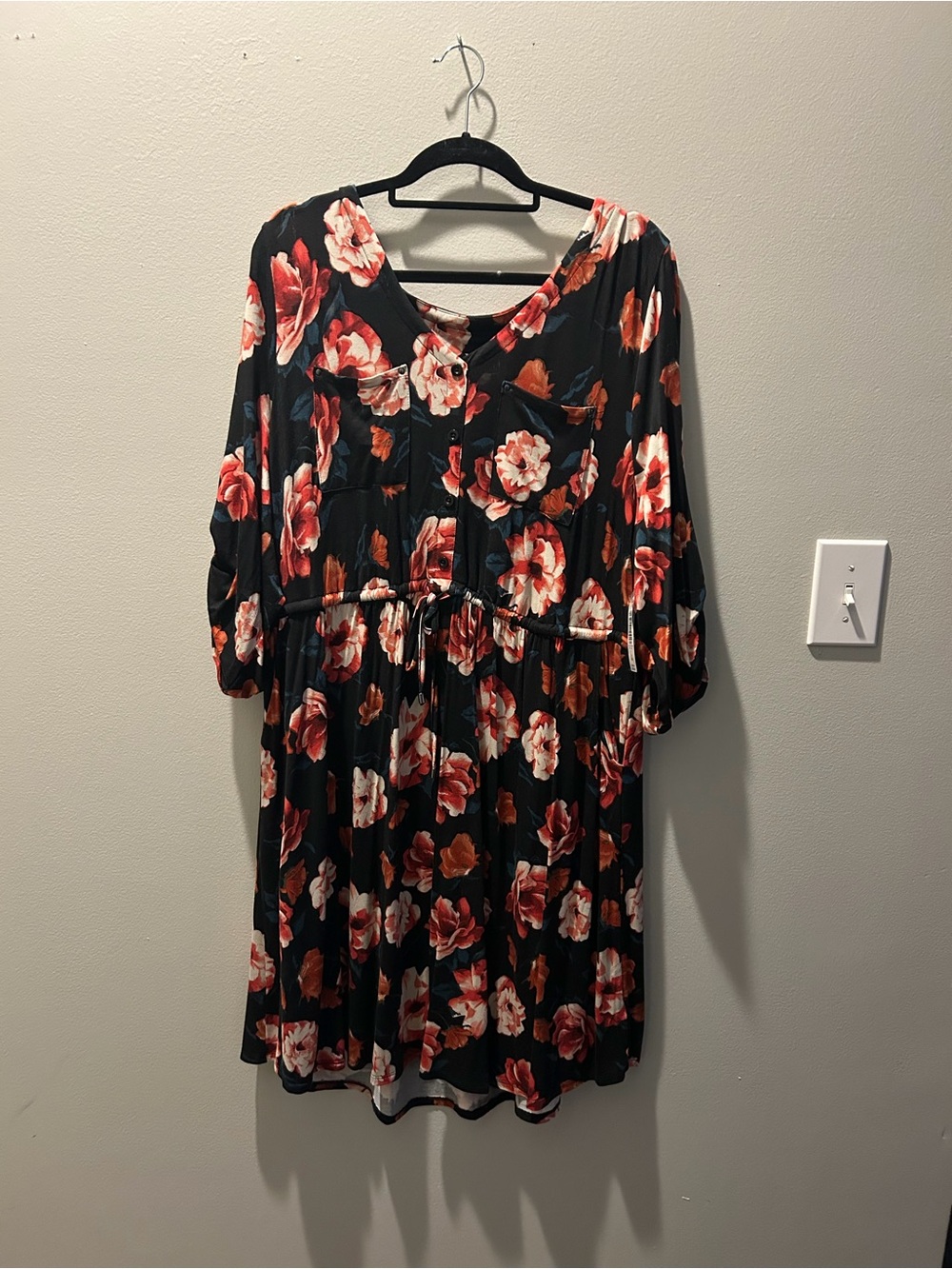 Floral V-Neck Black Midi Dress with Red Rose Print